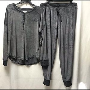 Women’s 2pc Sleepwear Pants Set